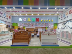 朵兒樂園青少年兒童家具展廳實(shí)拍